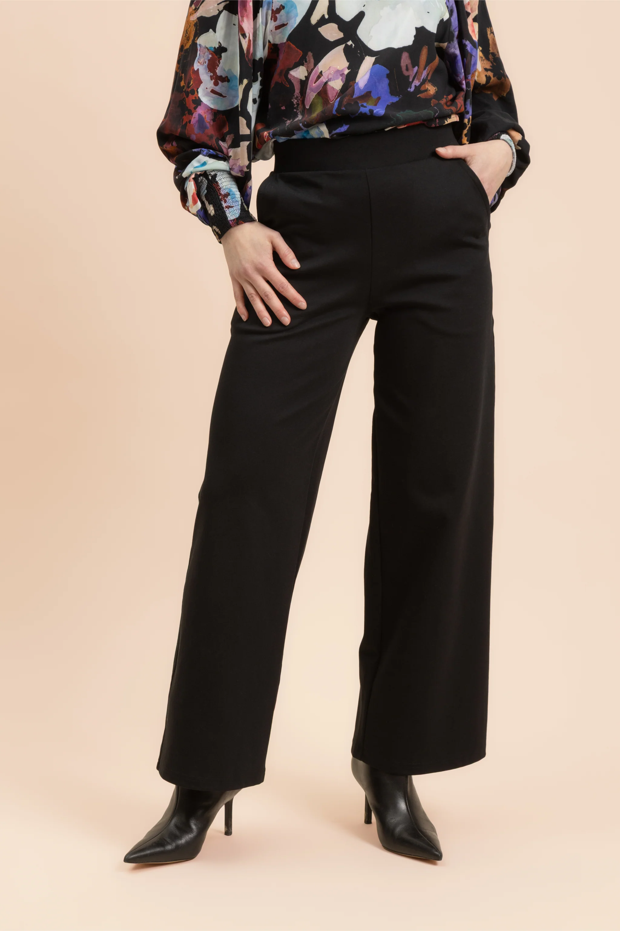 Everyday Pants, Black - Image 10