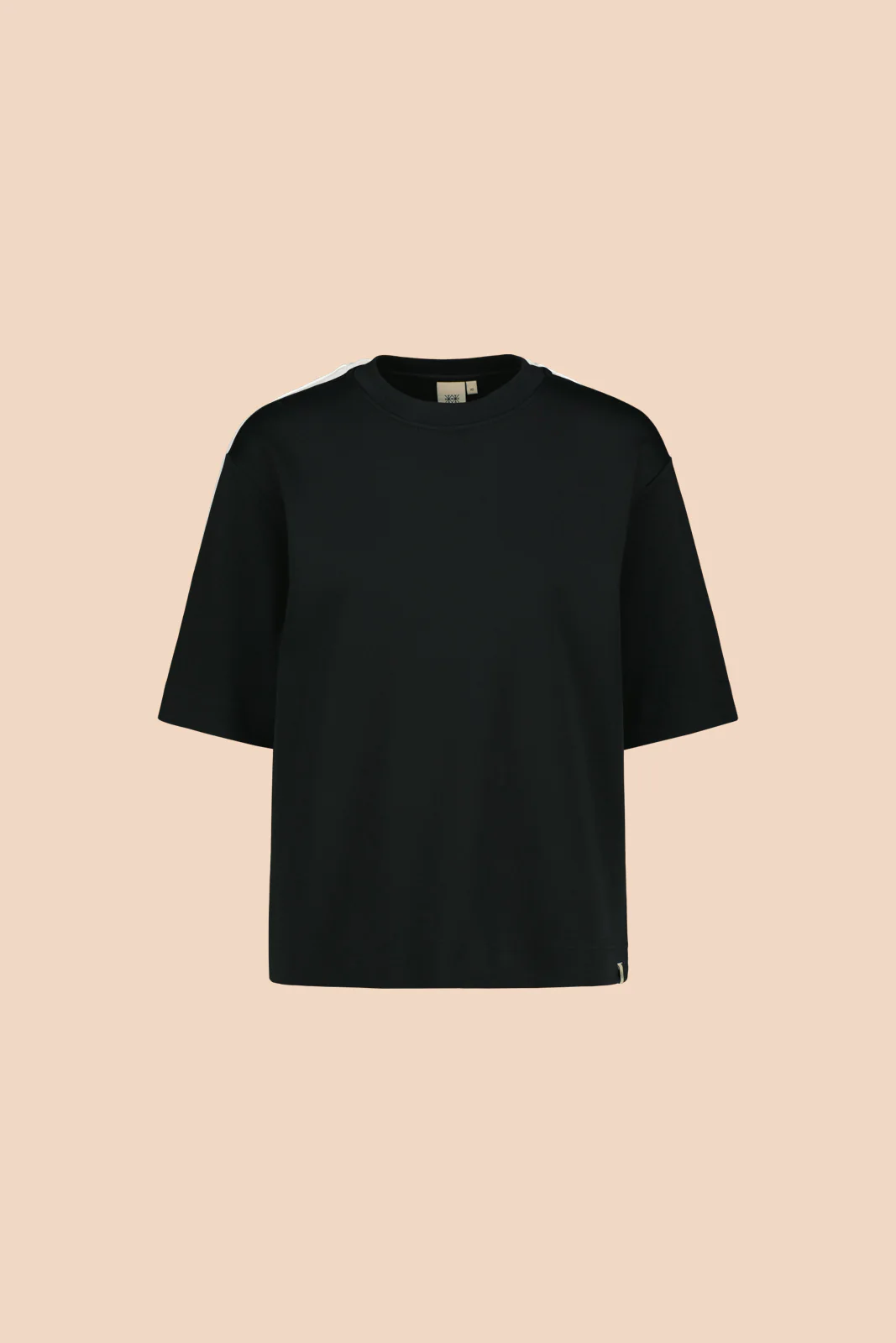 The Relaxed T-shirt, Black - Image 6