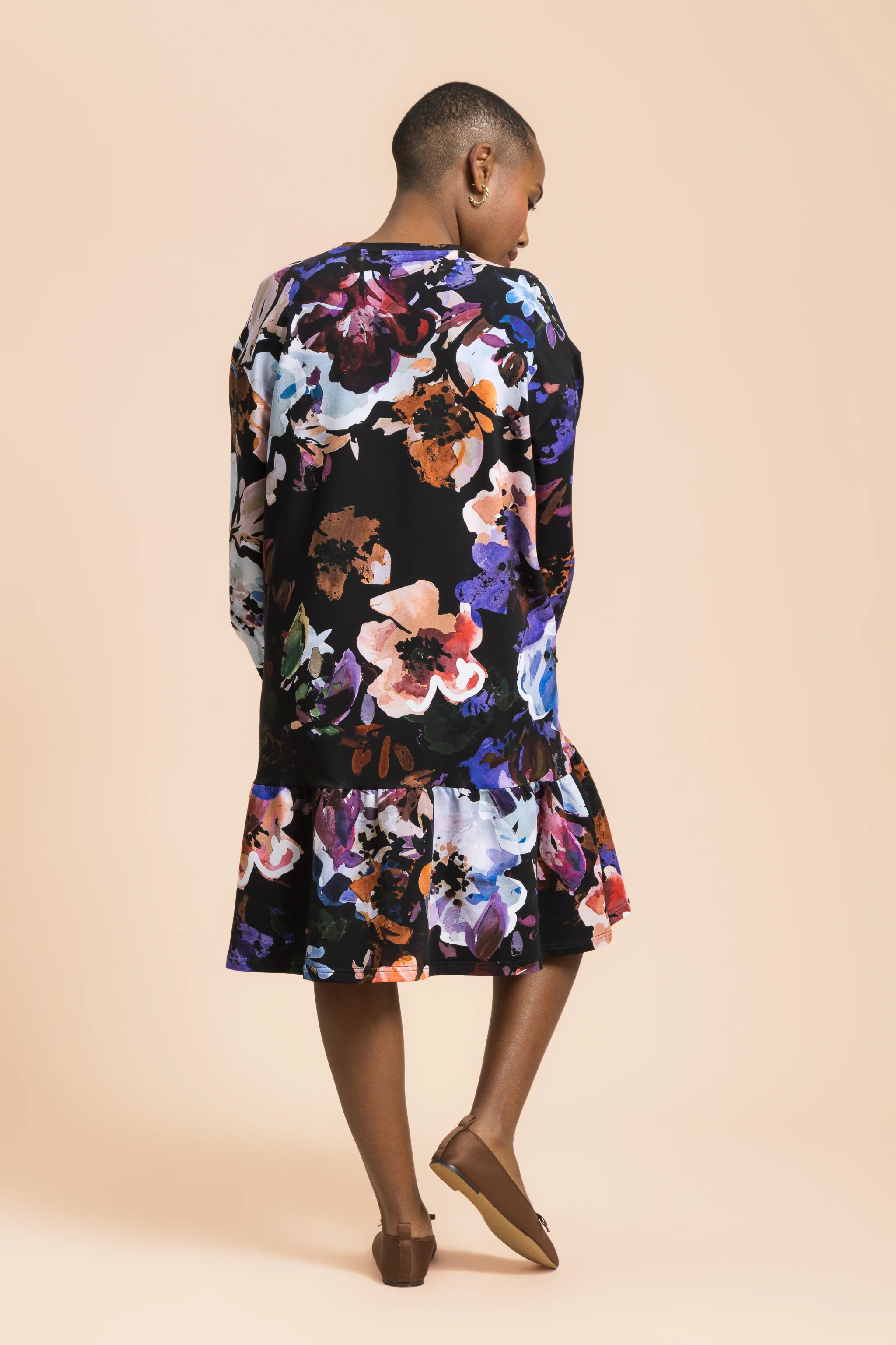 Ruffle Sweatshirt Dress, Black Anemone - Image 8